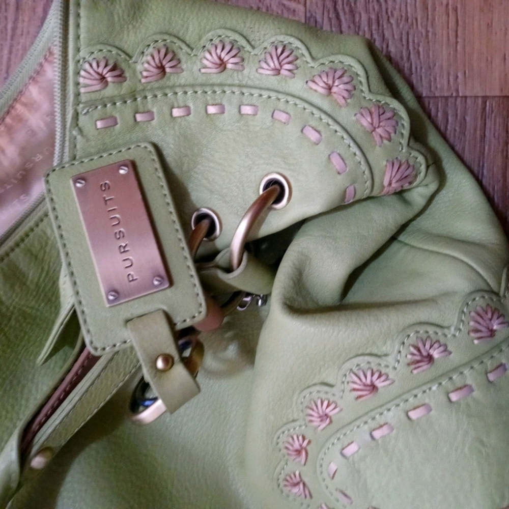 Pursuits purse
